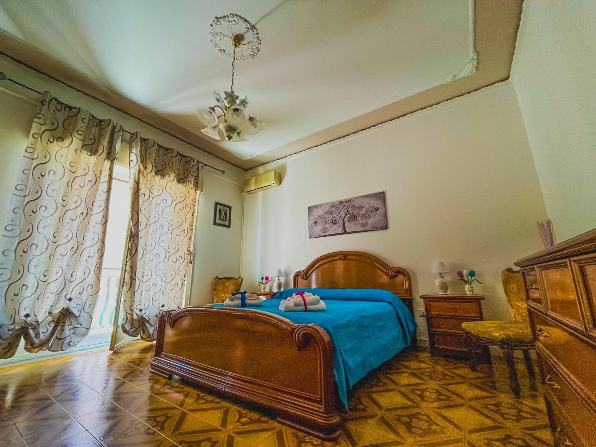 Apartment Seaview Terrace Apartment Relax & Comfort In Milazzo, Ture'S Home *